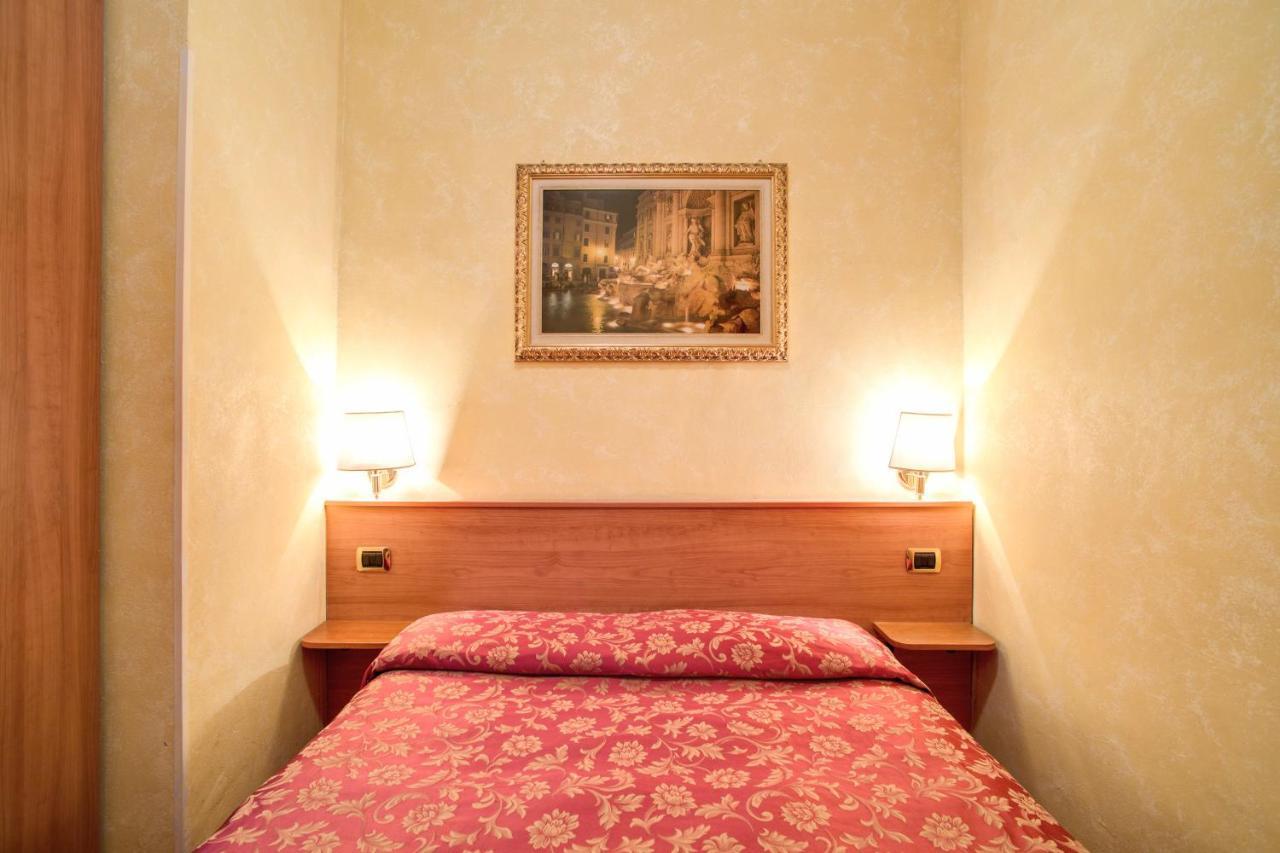 Monti Guest House - Affittacamere Řím Exteriér fotografie
